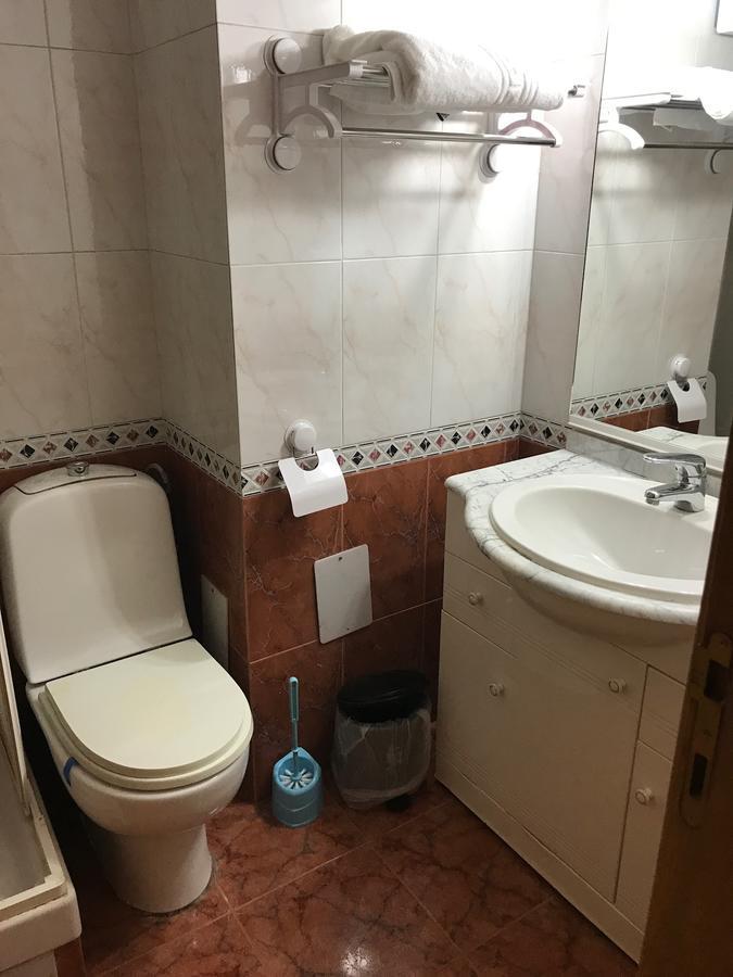 Apartament In Regim Hotelier Bacău Exterior foto